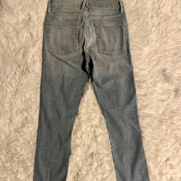 Good American Jeans - Picture 11 of 12